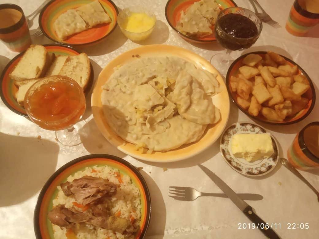 Tong Guesthouse Bermet المظهر الخارجي الصورة