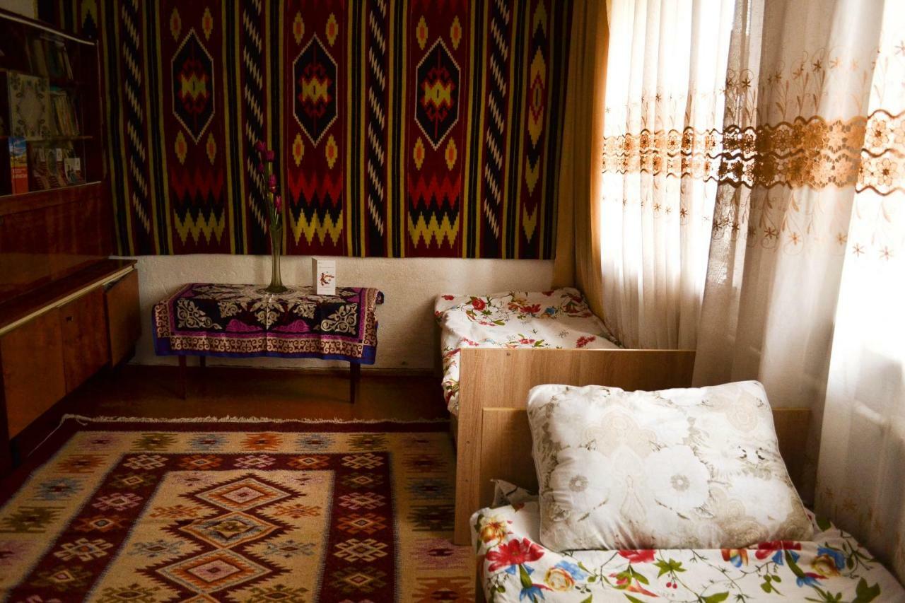Tong Guesthouse Bermet المظهر الخارجي الصورة