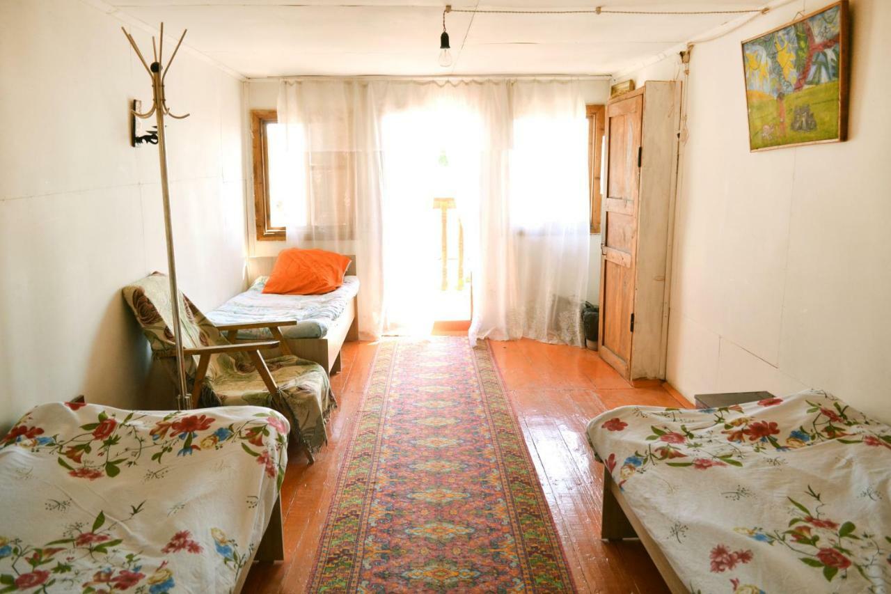 Tong Guesthouse Bermet المظهر الخارجي الصورة