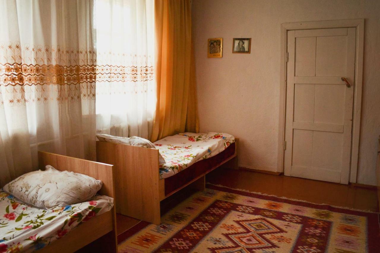 Tong Guesthouse Bermet المظهر الخارجي الصورة